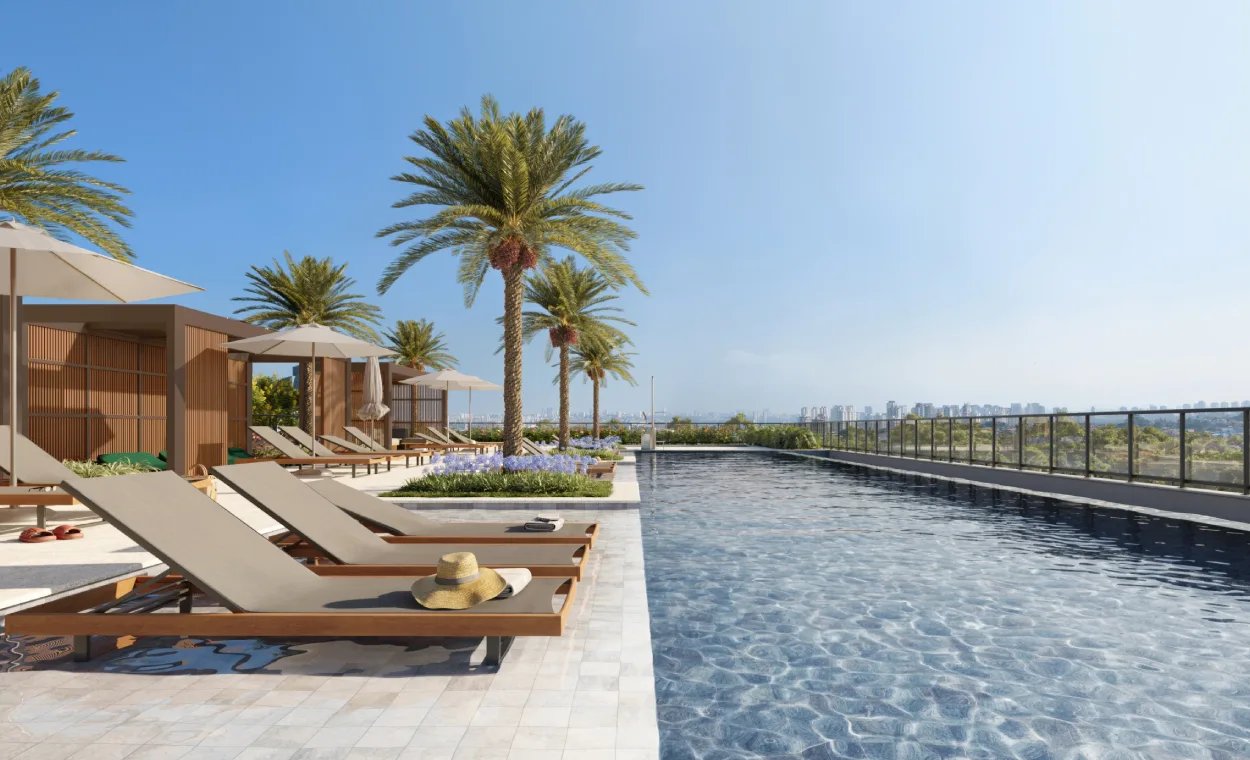 Piscina com borda infinita no terraço do Duni Terraza.